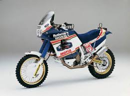 Honda Xrv750 Raris Dakar Honda Africa Twin Enduro Motorcycle Honda Bikes