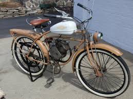 Whizzer motorised bike, 4 stroke motor very reliable and lots of fun to ride. 1948 Whizzer Vintage Motorcycles Bike Art Motorized Bicycle