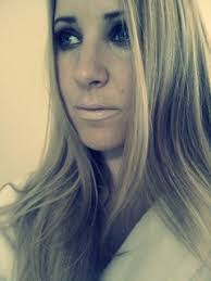 Angela Digiovanni's Instagram, Twitter & Facebook