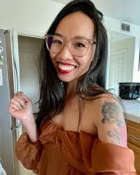 Lena Thao's Instagram, Twitter & Facebook