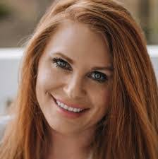 Amanda Riebel's Instagram, Twitter & Facebook