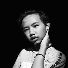 Who produced “OH MY!” by Noah Yang?