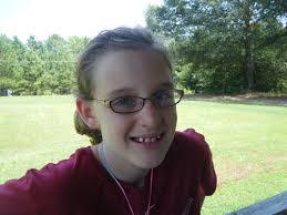 Denise Estes's Instagram, Twitter & Facebook