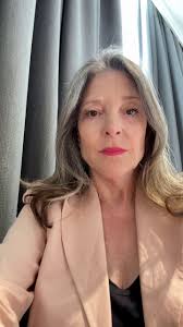Marianne Williamson
