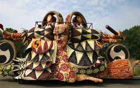 Jahrhunderts wuchs die stadt zu einem sehr wichtigen handelszentrum heran. Fruit Parade Tiel The Netherlands Bild Von Provinz Gelderland Niederlande Tripadvisor