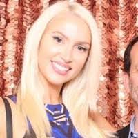 Loren Ellis's Instagram, Twitter & Facebook