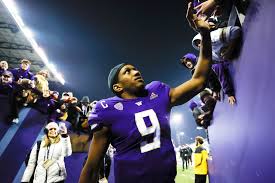 Standout QB Michael Penix Jr. announces he'll return to Washington for 2023  season | The Seattle Times