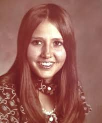 Linda Garcia's departure from this world has deeply affected us all. As we  mourn this loss, please share your messages of sympathy and support,  helping us to remember the joy and light