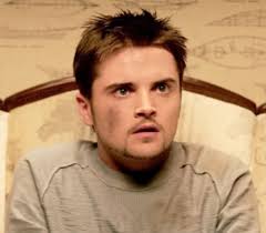 🤨 The character "A.J. Soprano" was ranked #10 in TV Guide's list of "TV's  10 Biggest Brats" (March 27, 2005 issue). Robert Iler played his character  brilliantly.....exactly how David Chase wanted it! 👊🏼 #sopranos