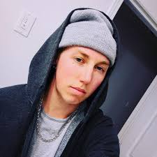 Where to find short term rentals in Noosa?