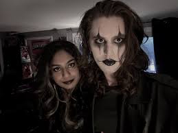 Girlfriend and I went as our versions of The Crow! : r/TheCrow