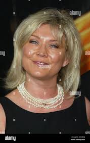 Amanda Redmond's Instagram, Twitter & Facebook