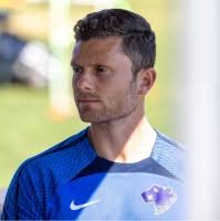 200+ "Cresto" profiles