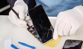 Affordable Options for iPhone Screen Repair in Manchester