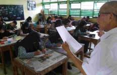 Gaji pegawai pln bila diperbandingkan dengan bumn yang lain termasuk lebih besar. Berita Guru Sma Terbaru Hari Ini Page 2 Jpnn Com