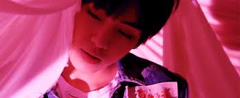 Satisfying de minaur gif by tennis tv. Kim Taehyung Gifs This Is Aesthetically Pleasing