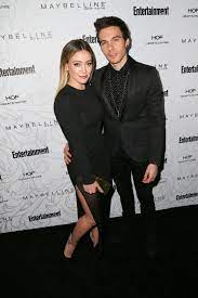 Hilary duff is officially a married woman! Who Is Matthew Koma Meet Hilary Duff S Fiance And Second Child S Father