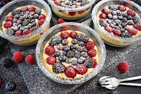 Kuchen im glas rezepte backen im glas herzhafte kuchen dessert rezepte sommer schokoladen süßigkeiten pralinen apfelkuchen mit zimt thermomix kuchen im glas backen rezepte im glas weihnachtskuchen rezepte süße desserts nachspeisen pralinen hefeteig fingerfood weihnachten. Beeren Kuchen Im Glas