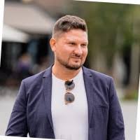 200+ "Oliver David" profiles