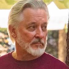 DOES ANYONE HERE ACTUALLY EAT ”STUFFED BELL PEPPERS 😋😍 Ingredients: 6  medium green peppers 1 lb ground beef 1 chopped onion 1 (6 7/8 ounce) box  of Rice-a-Roni mix, Spanish flavor 1 (