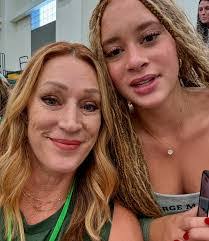 Desiree Bartlett's Instagram, Twitter & Facebook