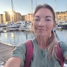 Happppy Friday!! ☺️ Are you ready to feel Amazing? Join me for my awesome  Early Morning Friday Accumulator class