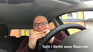 I filmati di youtubo anch'io erano esattamente così, con omar che si ingozzava sulla falsariga di men vs food. Youtubo Anche Io Youtube Channel Analytics And Report Powered By Noxinfluencer Mobile