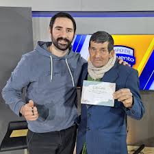 NETI, UN CORREDOR INCANSABLE 🏃🏻‍♂️👏🏻 Su nombre es Rubén Rusch aunque  popularmente todos en Ramírez lo conocen como Neti. Tiene 51 años, toma  mates 🧉 en la Avenida San Martín y cada