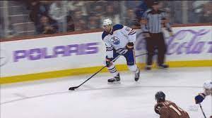 Nhl® betting lines powered by: Snacksy Schlag Frappe Gif Find On Gifer