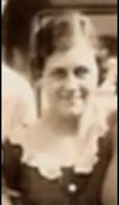 Violet Dailey's Instagram, Twitter & Facebook