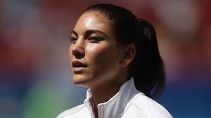 I don't believe any ending is ever completely happy. Twins Da Ex Us Torhuterin Hope Solo Ist Mama Geworden Promiflash De