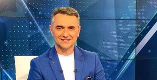 Vergilerimiz kötü kanal yönetimiyle heba ediliyor, umarım kendilerine çeki düzen verebilirler. Alp Pehlivan Kimdir Esi Kimdir Tuttugu Takim Hangi Takimi Tutuyor