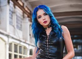 As its name suggests, this color is mainly black with dark blue undertones that almost resemble the color of the midnight and it blends really well with brunettes with blue eyes. 7 Of The Best Blue Hair Dyes Of 2021 Hairstylecamp