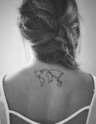 Que vous soyez tatoués ou non, venez partager avec nous la passion du tatouage. Idee Tatouage Une Mappemonde Dans La Nuque Einfach Nur Wunderbar Nevertellme Com World Map Tattoos Map Tattoos Neck Tattoo