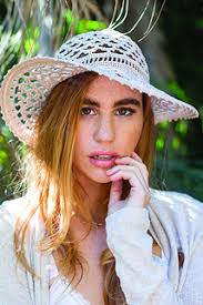 Ravelry: Jardin Hat pattern by Alla Koval