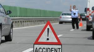 Din primele informații, pe a2 ar fi avut loc două accidente. Foto Accident Pe Autostrada A2 Intre Un Autotren Si Un Autoturism Ordinea Ro