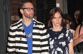 Sie hätte nach dem mord auch verschwinden können und „niemand hätte je von amanda knox. Amanda Knox Der Engel Mit Den Eisaugen Will Heiraten