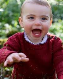 Some of my favourite pics of Prince Louis taken by Princess Catherine 😍  #katemiddleton #walesfamily #waleskids #cambridgekids  #dukeandduchessofcambridge #dukeandduchessofcornwall  #princeandprincessofwales #cambridgeroyals #duchessofcambridge ...