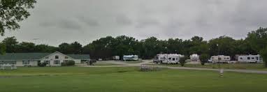 Visit a texas rv resort and discover an outdoor playground coupled with the excitement of famous attractions. Five Rivers Motel And Rv Park 1 Photos Leonard Tx Roverpass
