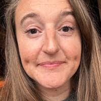 Courtney Barron's Instagram, Twitter & Facebook