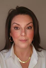 Smoke break 🚬 . . . 📸: @sally_tomatoes