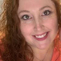 Carrie Whitlock's Instagram, Twitter & Facebook