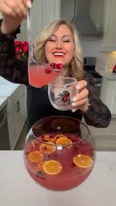 Monique Ennis (moniqueennis)