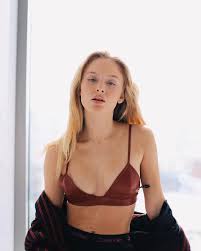 Zara larsson is the philanthropist and humanitarian who is deeply concerned about the state of the world, for which she has great compassion and idealism. Zara Larsson Polska