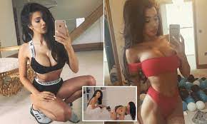 Chloe Khan reveals she makes £50 a minute from webcam business | Daily Mail  Online