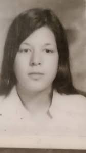 Lowry, Marilyn Jean At home with family