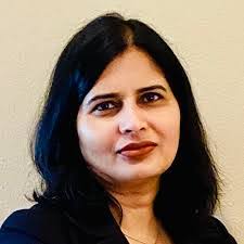 Michelle Dew's Instagram, Twitter & Facebook