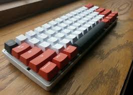 Black And White Gradient Keycaps Poker 3 Keyboard Pbt Red Black White Key Caps Key Caps Keyboard Keyboards
