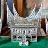 Ben soebiakto seolah merajai bisnis di bidang industri kreatif. Https Encrypted Tbn0 Gstatic Com Images Q Tbn And9gct 5y4gwl1jw9haeaw1hahfiprvvcegfutn K2lyg Vt33gipwc Usqp Cau