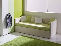 Nel frattempo il tipo di opportunità è oceanico imbottitura divani fai da te le nostre gallerie. Letto Imbottito Doimo Miami In Tessuto O Ecopelle